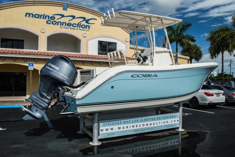 Thumbnail 7 for New 2016 Cobia 201 Center Console boat for sale in West Palm Beach, FL