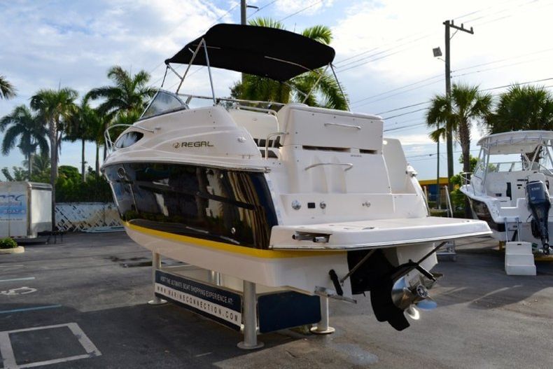 Thumbnail 4 for Used 2006 Regal 2565 Window Express boat for sale in West Palm Beach, FL