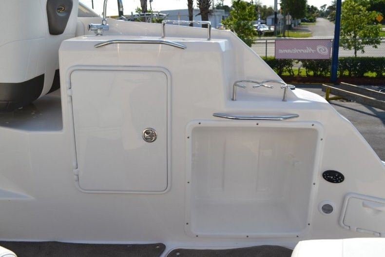 Thumbnail 34 for Used 2006 Regal 2565 Window Express boat for sale in West Palm Beach, FL