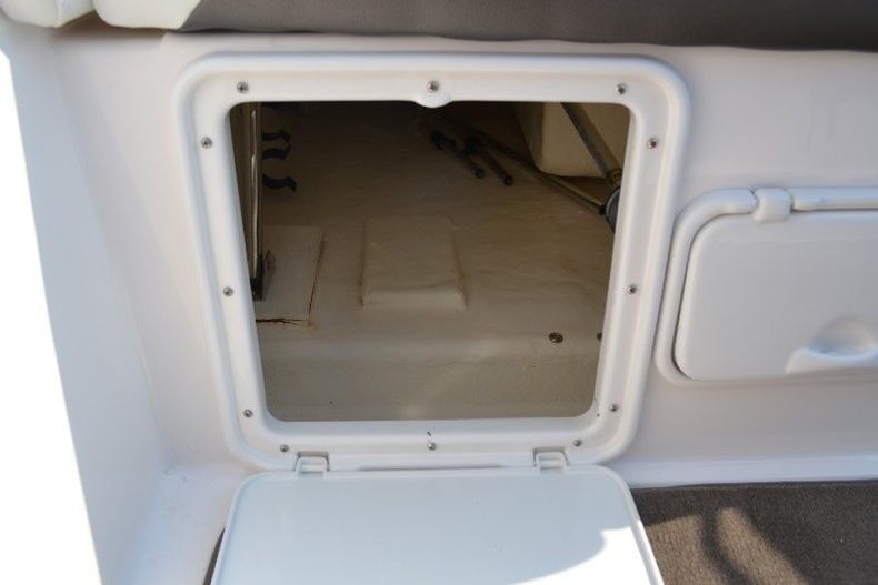 Thumbnail 45 for Used 2006 Regal 2565 Window Express boat for sale in West Palm Beach, FL