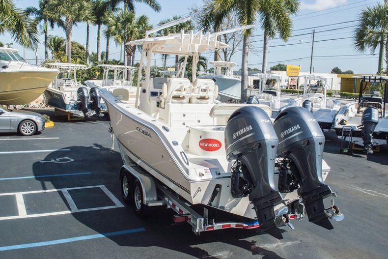Thumbnail 12 for New 2015 Cobia 277 Center Console boat for sale in West Palm Beach, FL