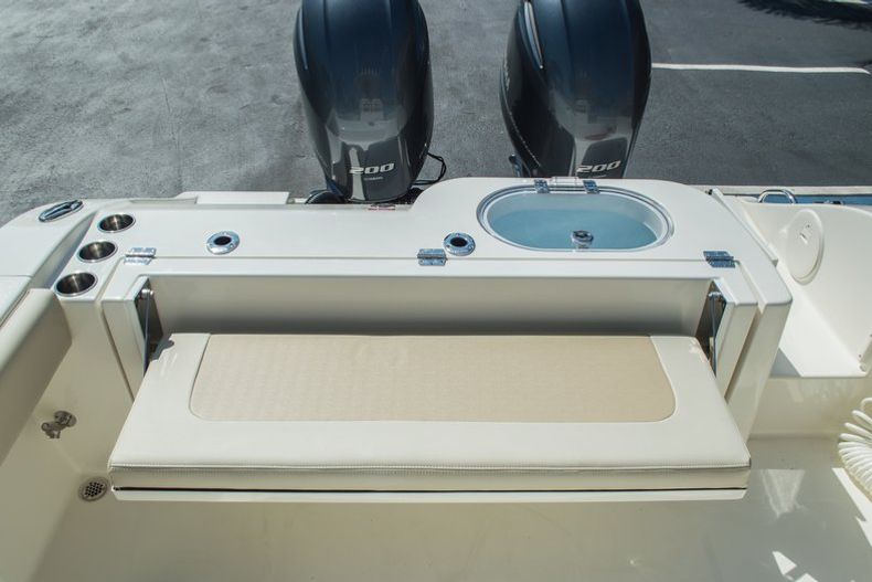 Thumbnail 30 for New 2015 Cobia 277 Center Console boat for sale in West Palm Beach, FL