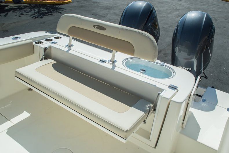 Thumbnail 33 for New 2015 Cobia 277 Center Console boat for sale in West Palm Beach, FL