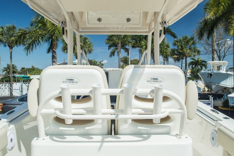 Thumbnail 36 for New 2015 Cobia 277 Center Console boat for sale in West Palm Beach, FL
