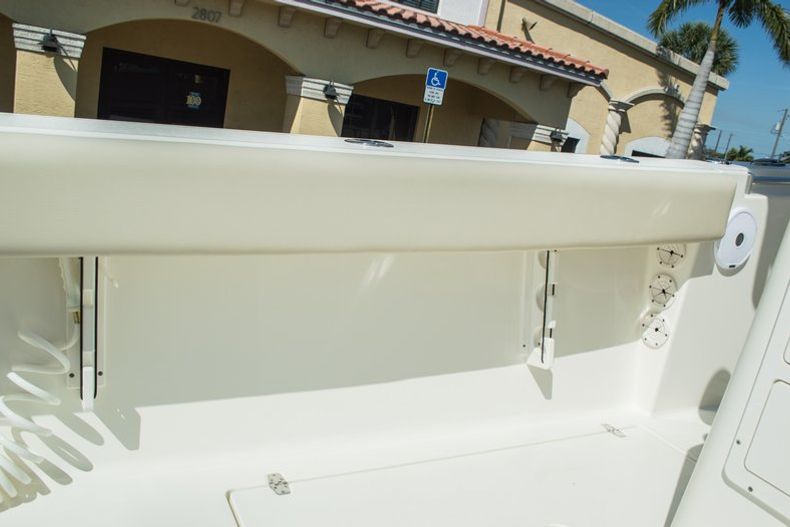 Thumbnail 37 for New 2015 Cobia 277 Center Console boat for sale in West Palm Beach, FL