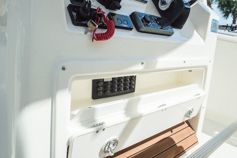 Thumbnail 51 for New 2015 Cobia 277 Center Console boat for sale in West Palm Beach, FL