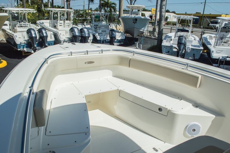 Thumbnail 62 for New 2015 Cobia 277 Center Console boat for sale in West Palm Beach, FL