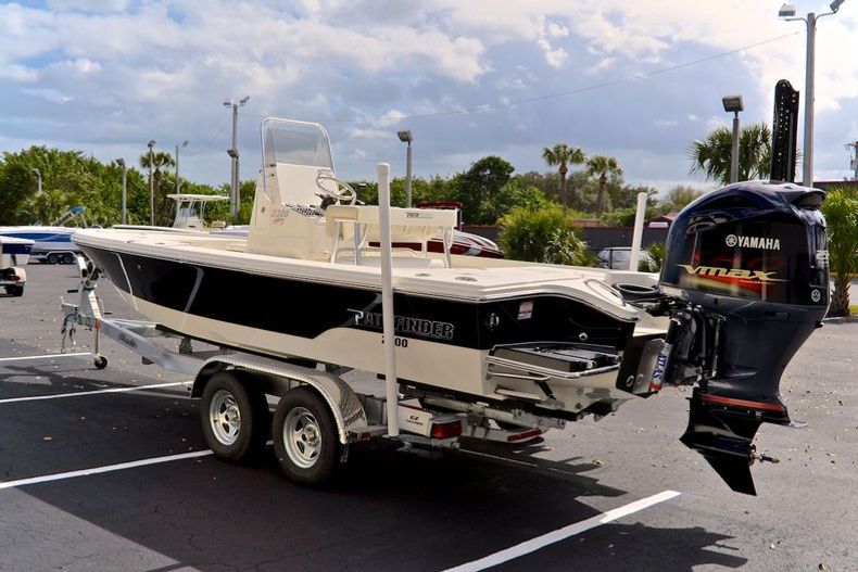 Thumbnail 4 for New 2014 Pathfinder 2300 HPS Bay Boat boat for sale in Vero Beach, FL