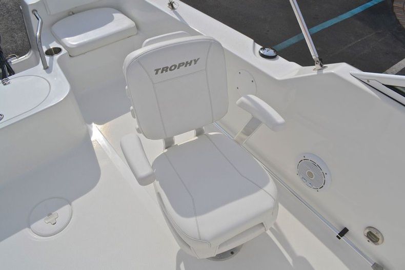 Thumbnail 44 for Used 2008 Trophy 1806 Dual Console boat for sale in West Palm Beach, FL