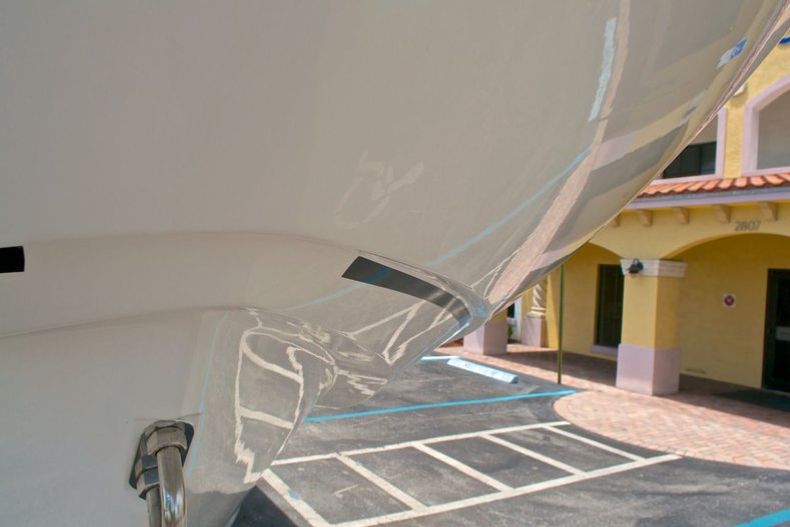 Thumbnail 4 for Used 2001 Boston Whaler Outrage 26 Center Console boat for sale in West Palm Beach, FL