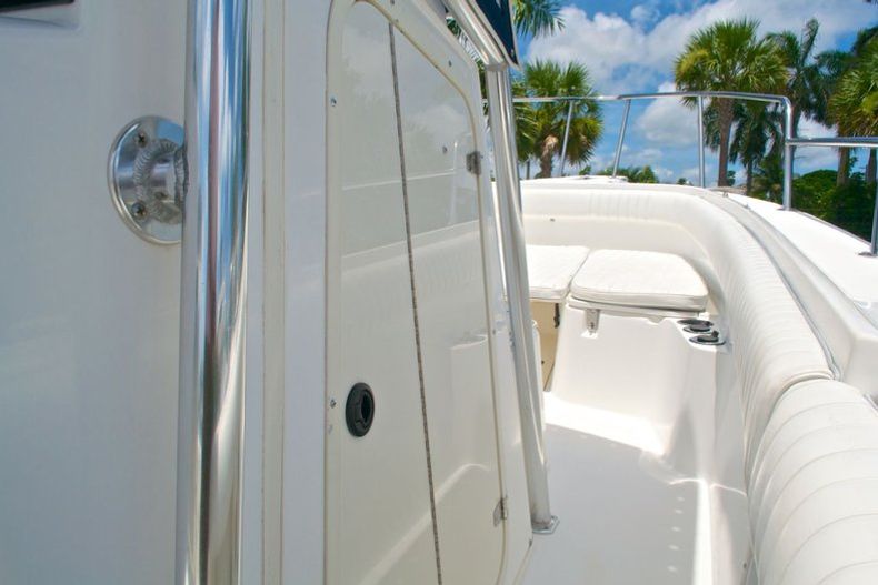 Thumbnail 69 for Used 2001 Boston Whaler Outrage 26 Center Console boat for sale in West Palm Beach, FL