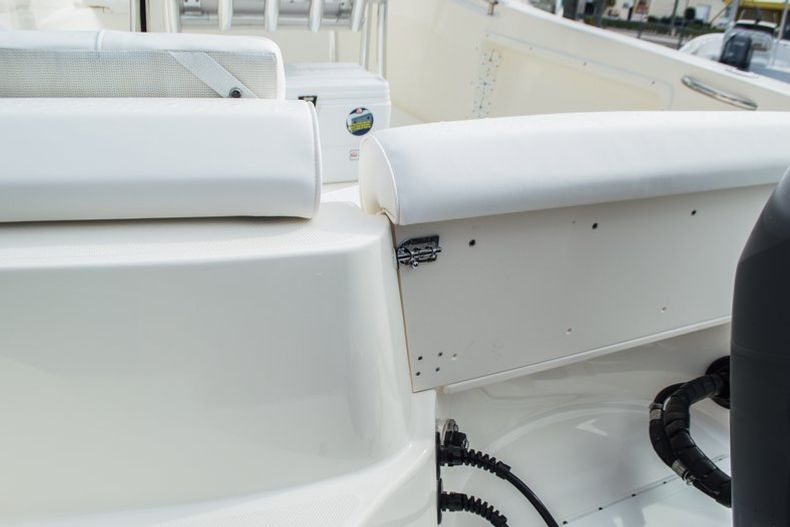 Thumbnail 8 for New 2016 Bulls Bay 230 CC Center Console boat for sale in West Palm Beach, FL
