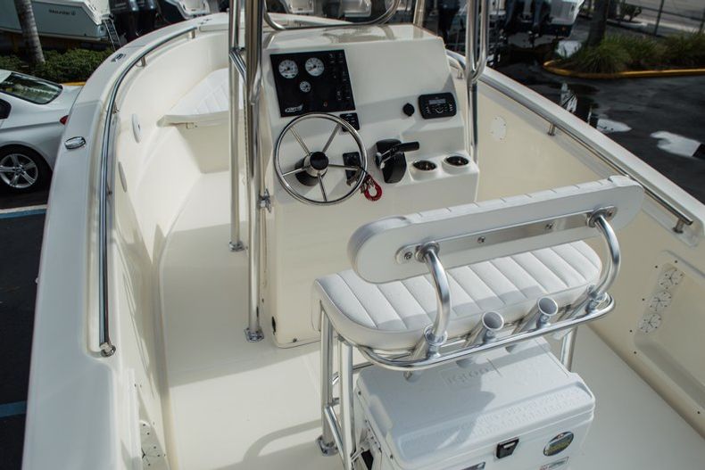 Thumbnail 9 for New 2016 Bulls Bay 230 CC Center Console boat for sale in West Palm Beach, FL