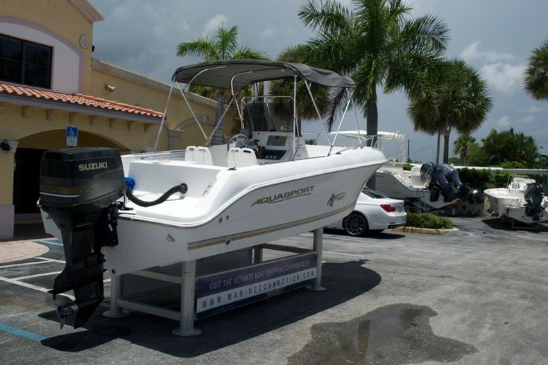 Thumbnail 6 for Used 2003 Aquasport 205 Osprey CC boat for sale in West Palm Beach, FL
