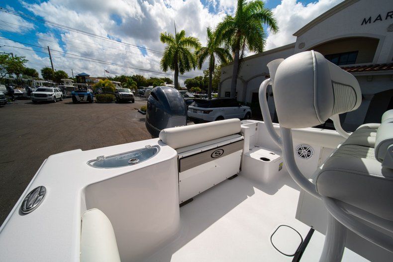 Thumbnail 9 for New 2020 Sportsman Open 212 Center Console boat for sale in West Palm Beach, FL