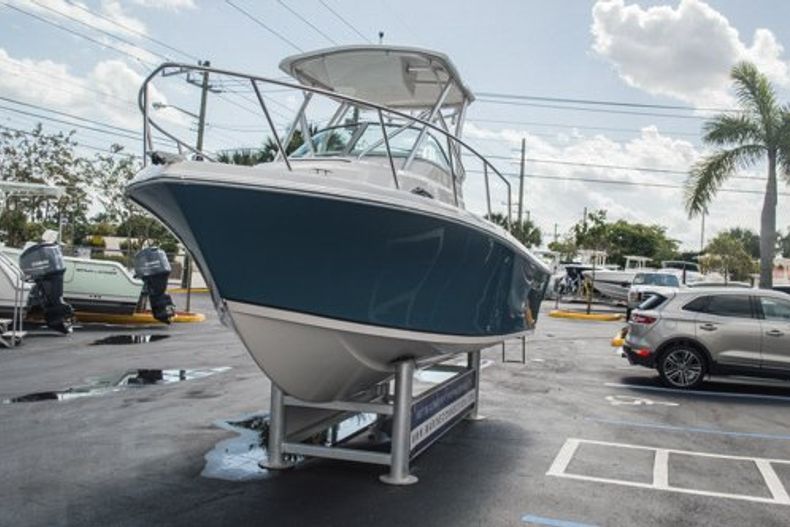 Thumbnail 4 for New 2015 Sailfish 220 Walkaround boat for sale in West Palm Beach, FL