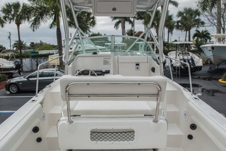 Thumbnail 16 for New 2015 Sailfish 220 Walkaround boat for sale in West Palm Beach, FL