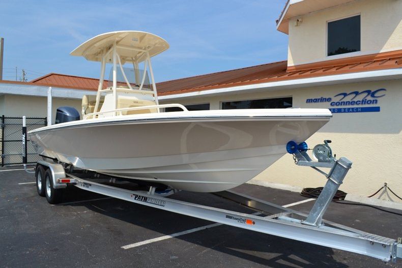 Thumbnail 1 for New 2015 Pathfinder 2600 TRS boat for sale in Vero Beach, FL