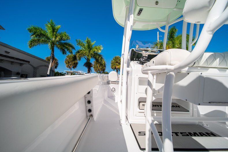 Thumbnail 19 for New 2020 Sportsman Open 212 Center Console boat for sale in Vero Beach, FL
