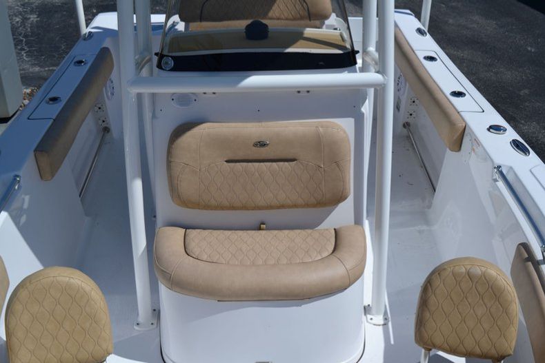 Thumbnail 14 for New 2020 Sportsman Open 212 Center Console boat for sale in Vero Beach, FL