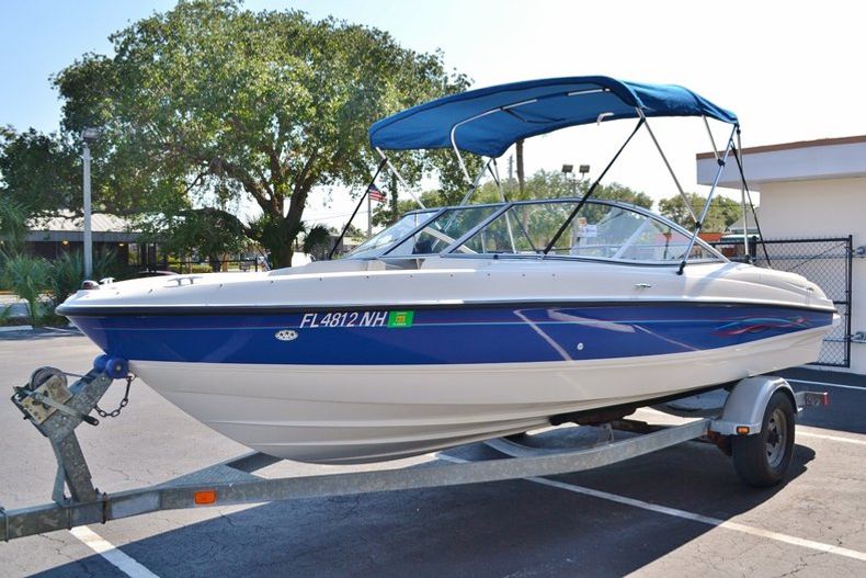 Thumbnail 3 for Used 2006 Bayliner 205 boat for sale in Vero Beach, FL