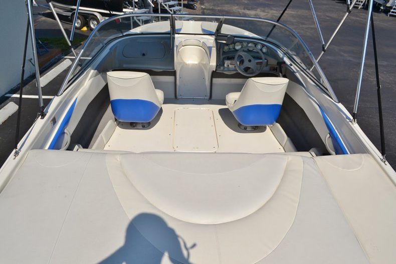 Thumbnail 10 for Used 2006 Bayliner 205 boat for sale in Vero Beach, FL