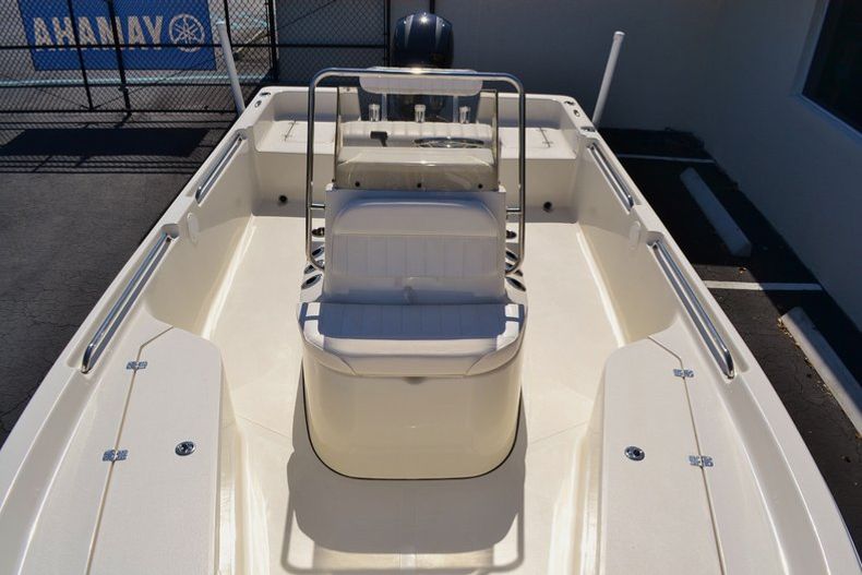 Thumbnail 16 for New 2014 Bulls Bay 2200 Bay Boat boat for sale in Vero Beach, FL