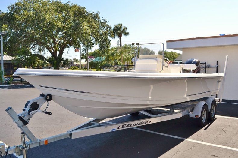 Thumbnail 3 for New 2014 Bulls Bay 2200 Bay Boat boat for sale in Vero Beach, FL