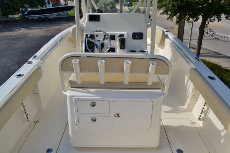 Thumbnail 9 for New 2017 Cobia 237 Center Console boat for sale in West Palm Beach, FL