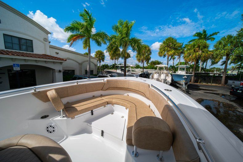 Thumbnail 31 for New 2020 Sportsman Heritage 231 Center Console boat for sale in West Palm Beach, FL