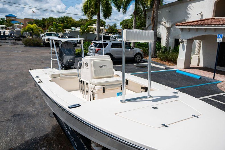 Thumbnail 20 for Used 2018 Hewes 18 boat for sale in West Palm Beach, FL
