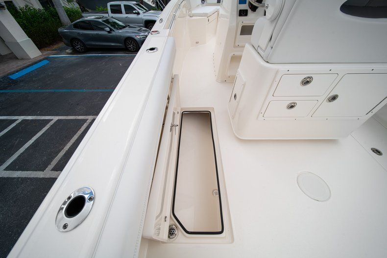 Thumbnail 22 for New 2020 Cobia 240 CC Center Console boat for sale in West Palm Beach, FL
