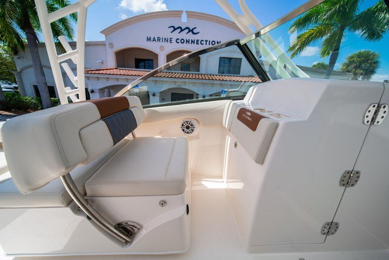 Thumbnail 32 for New 2020 Cobia 280 DC Dual Console boat for sale in West Palm Beach, FL