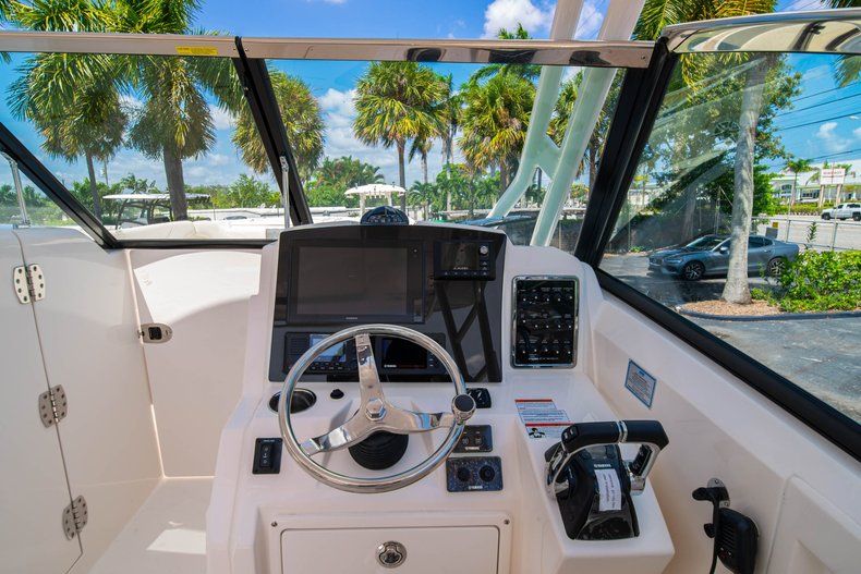 Thumbnail 26 for New 2020 Cobia 280 DC Dual Console boat for sale in West Palm Beach, FL