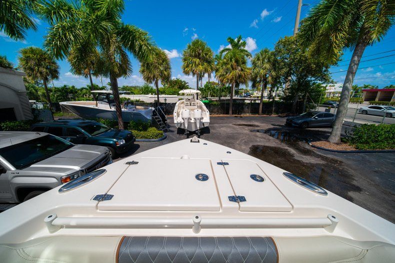Thumbnail 44 for New 2020 Cobia 280 DC Dual Console boat for sale in West Palm Beach, FL