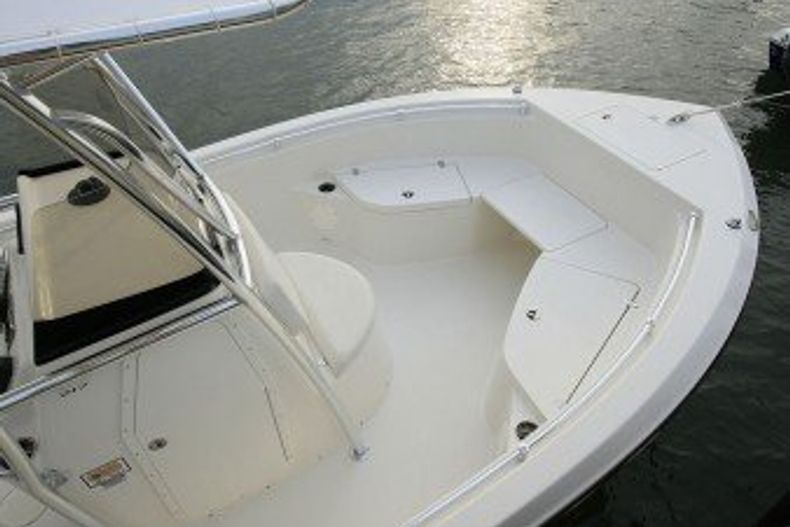 Thumbnail 12 for New 2015 Cobia 217 Center Console boat for sale in Miami, FL