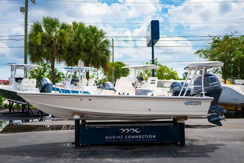 Thumbnail 4 for Used 2018 Hewes Redfisher 18 boat for sale in West Palm Beach, FL