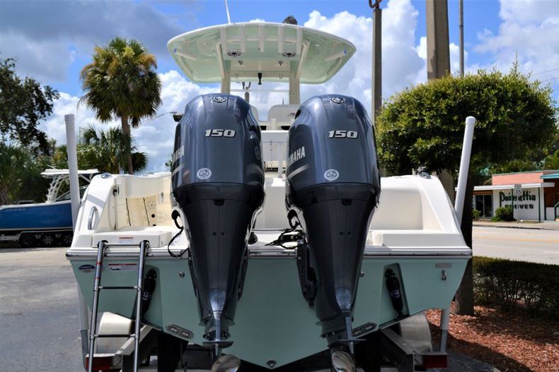 Thumbnail 4 for New 2020 Cobia 262 CC Center Console boat for sale in West Palm Beach, FL