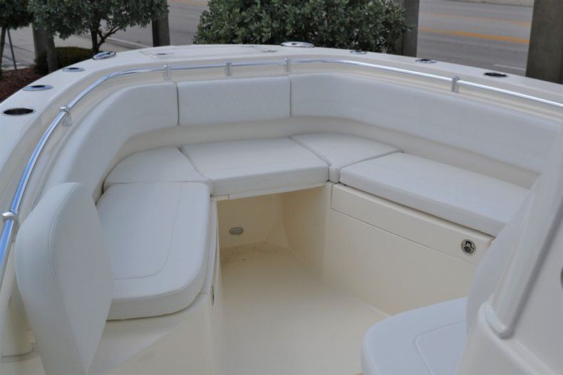 Thumbnail 15 for New 2020 Cobia 262 CC Center Console boat for sale in West Palm Beach, FL