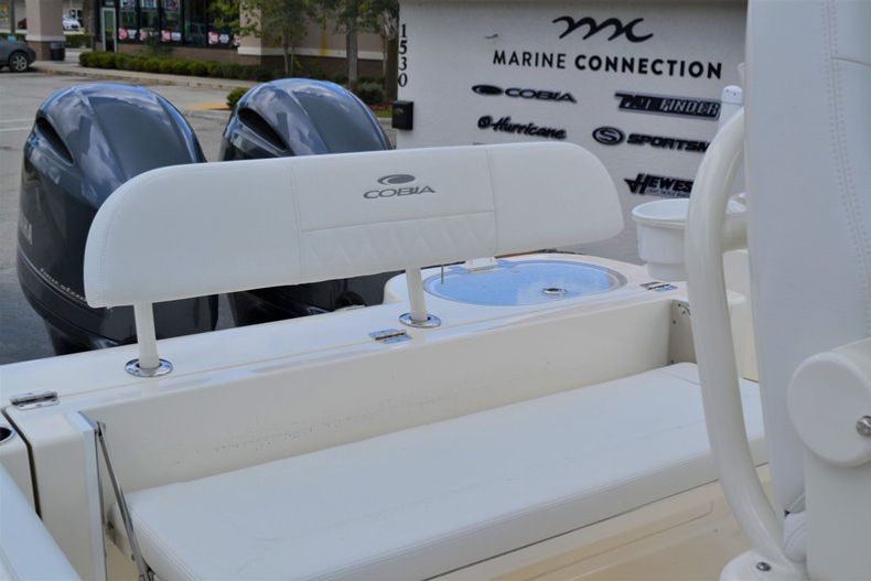 Thumbnail 23 for New 2020 Cobia 262 CC Center Console boat for sale in West Palm Beach, FL