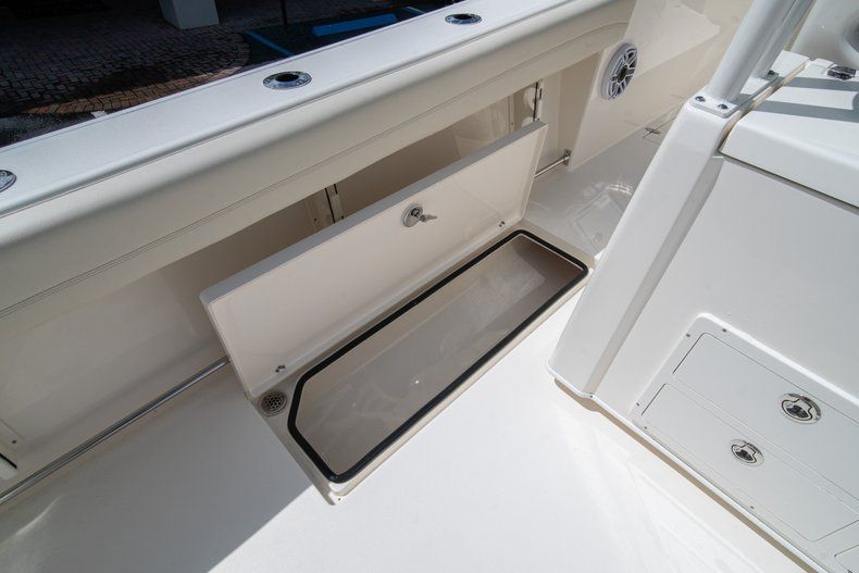 Thumbnail 23 for New 2020 Cobia 320 CC Center Console boat for sale in West Palm Beach, FL