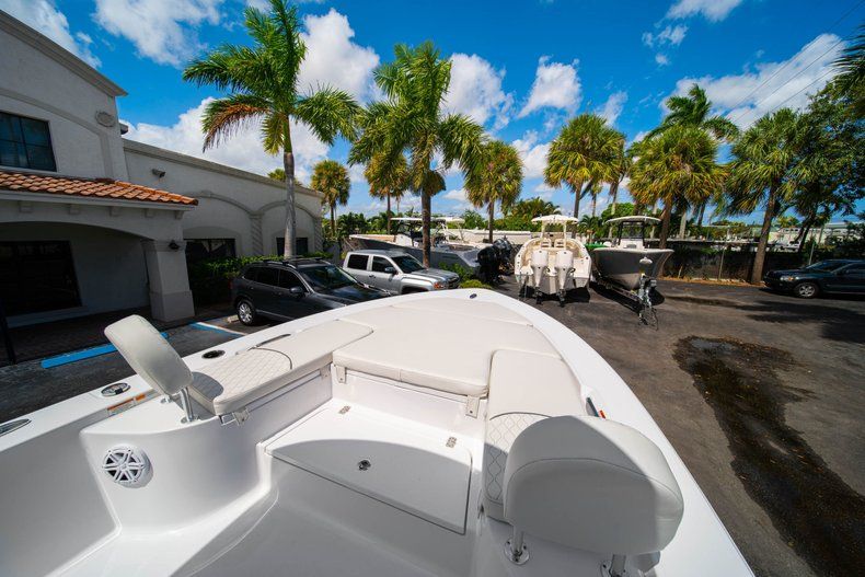 Thumbnail 32 for New 2020 Sportsman Masters 247 Bay Boat boat for sale in West Palm Beach, FL