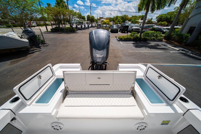 Thumbnail 12 for New 2020 Sportsman Masters 247 Bay Boat boat for sale in West Palm Beach, FL