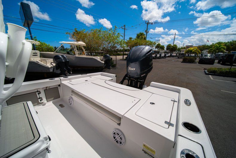 Thumbnail 13 for New 2020 Sportsman Masters 247 Bay Boat boat for sale in West Palm Beach, FL