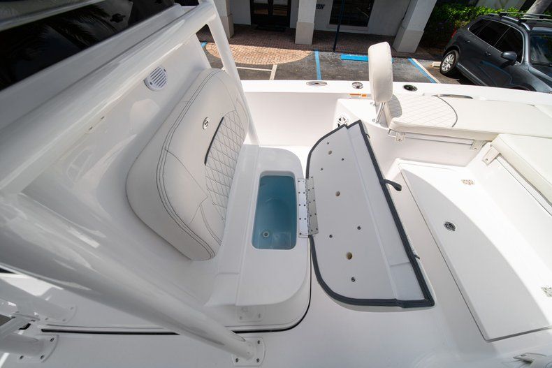 Thumbnail 38 for New 2020 Sportsman Masters 247 Bay Boat boat for sale in West Palm Beach, FL