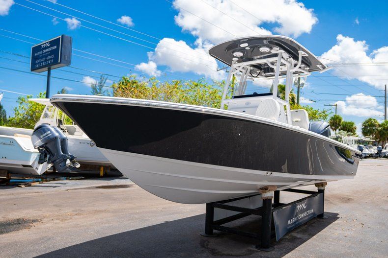 Thumbnail 3 for New 2020 Sportsman Masters 247 Bay Boat boat for sale in West Palm Beach, FL