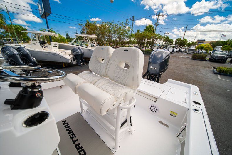 Thumbnail 29 for New 2020 Sportsman Masters 247 Bay Boat boat for sale in West Palm Beach, FL