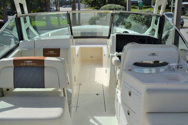 Thumbnail 9 for New 2020 Cobia 240 DC Dual Console boat for sale in Vero Beach, FL