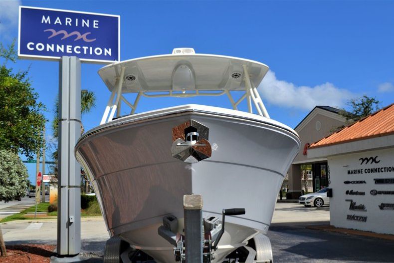 Thumbnail 2 for New 2020 Cobia 240 DC Dual Console boat for sale in Vero Beach, FL