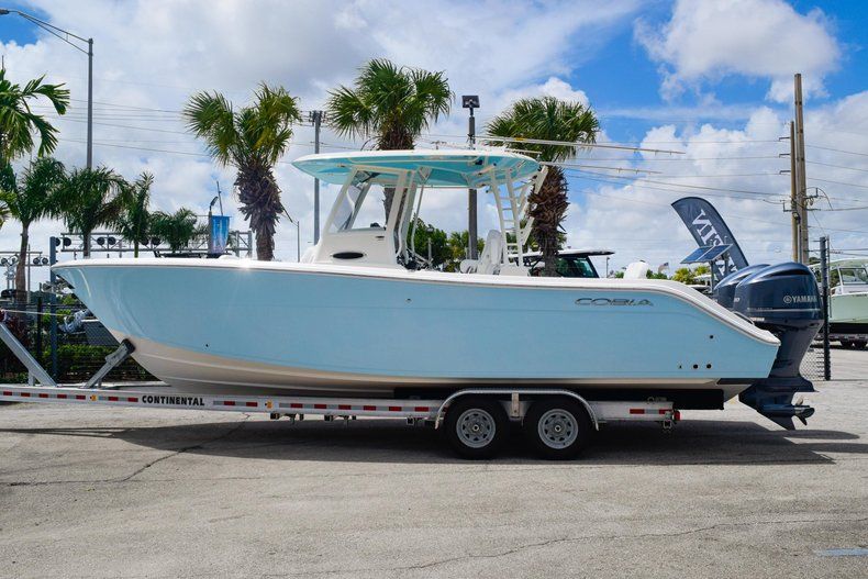 Thumbnail 4 for New 2020 Cobia 301 CC Center Console boat for sale in West Palm Beach, FL